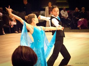 ลีลาศ,มะเร็ง